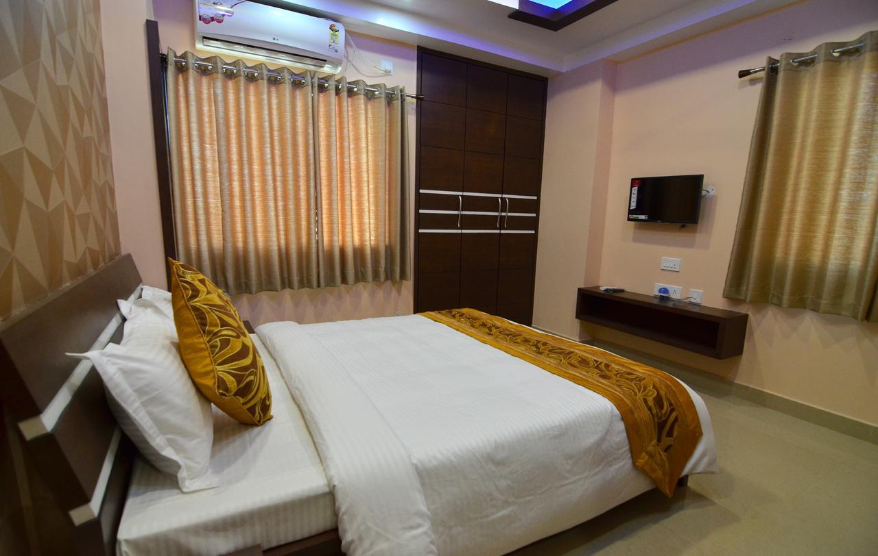 Tulip Residency Hotel Dibrugarh Bagian luar foto